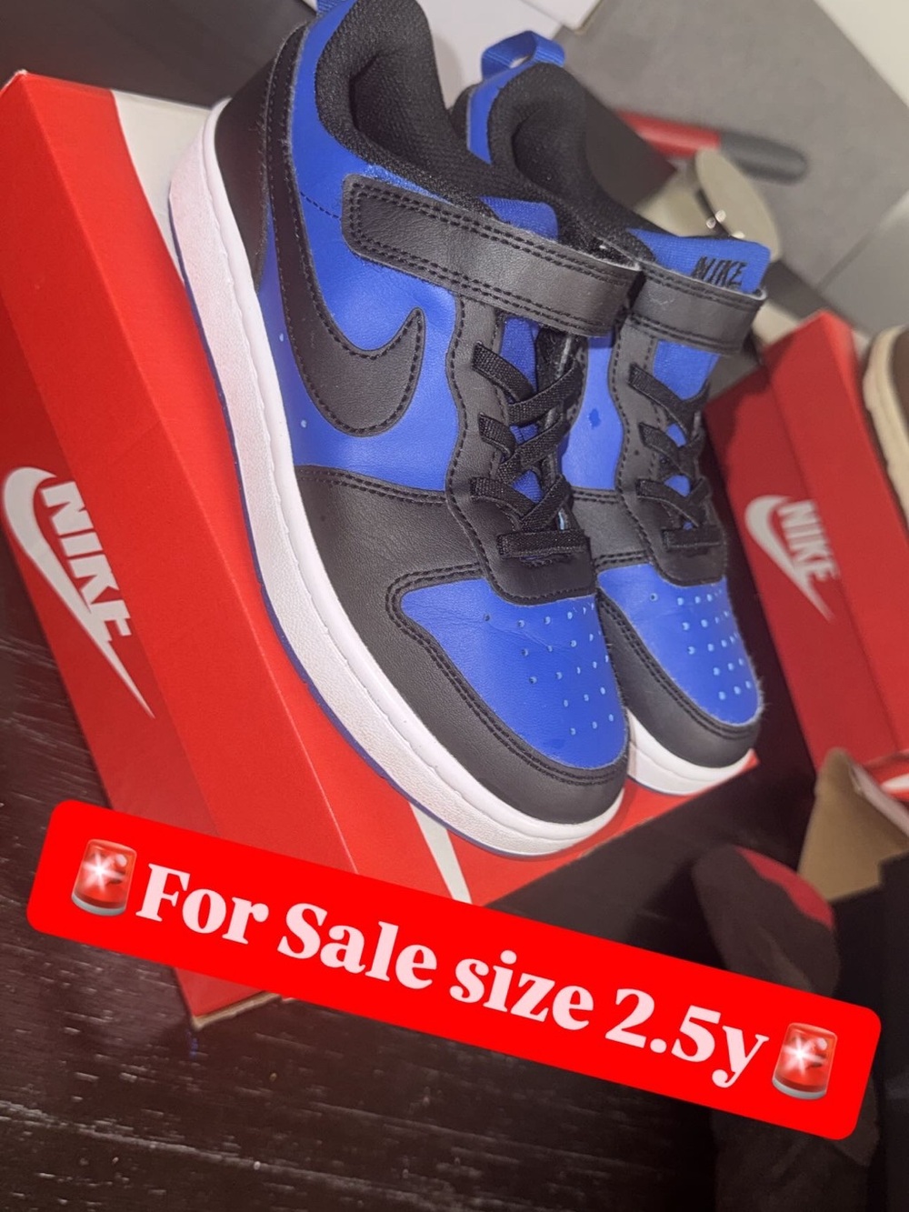 Nike Kids Blue and Black Velcro Low-Top Sneakers